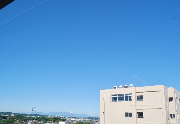 2016-0512-快晴飛行機雲.jpg
